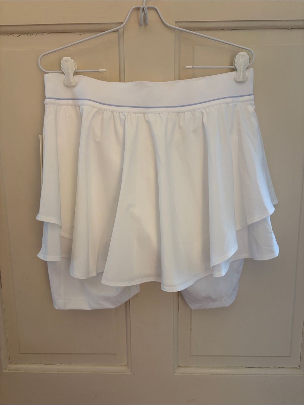 Lululemon Court Rival HR White Layered Flounce Skirted Shorts NWT